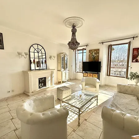 2 Pieces Au Coeur D'ajaccio, Climatise - Fr-1-61-626 Apartment *