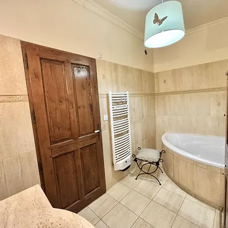 Apartment 2 Pieces Au Coeur D'ajaccio, Climatise - Fr-1-61-626 Ajaccio (Corsica)